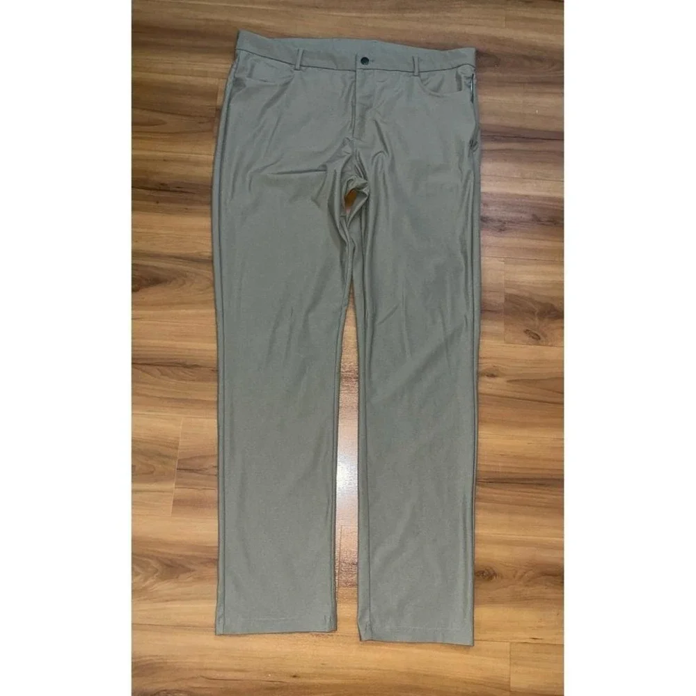 Mens Old Navy Slim Performance Straight Leg Pants